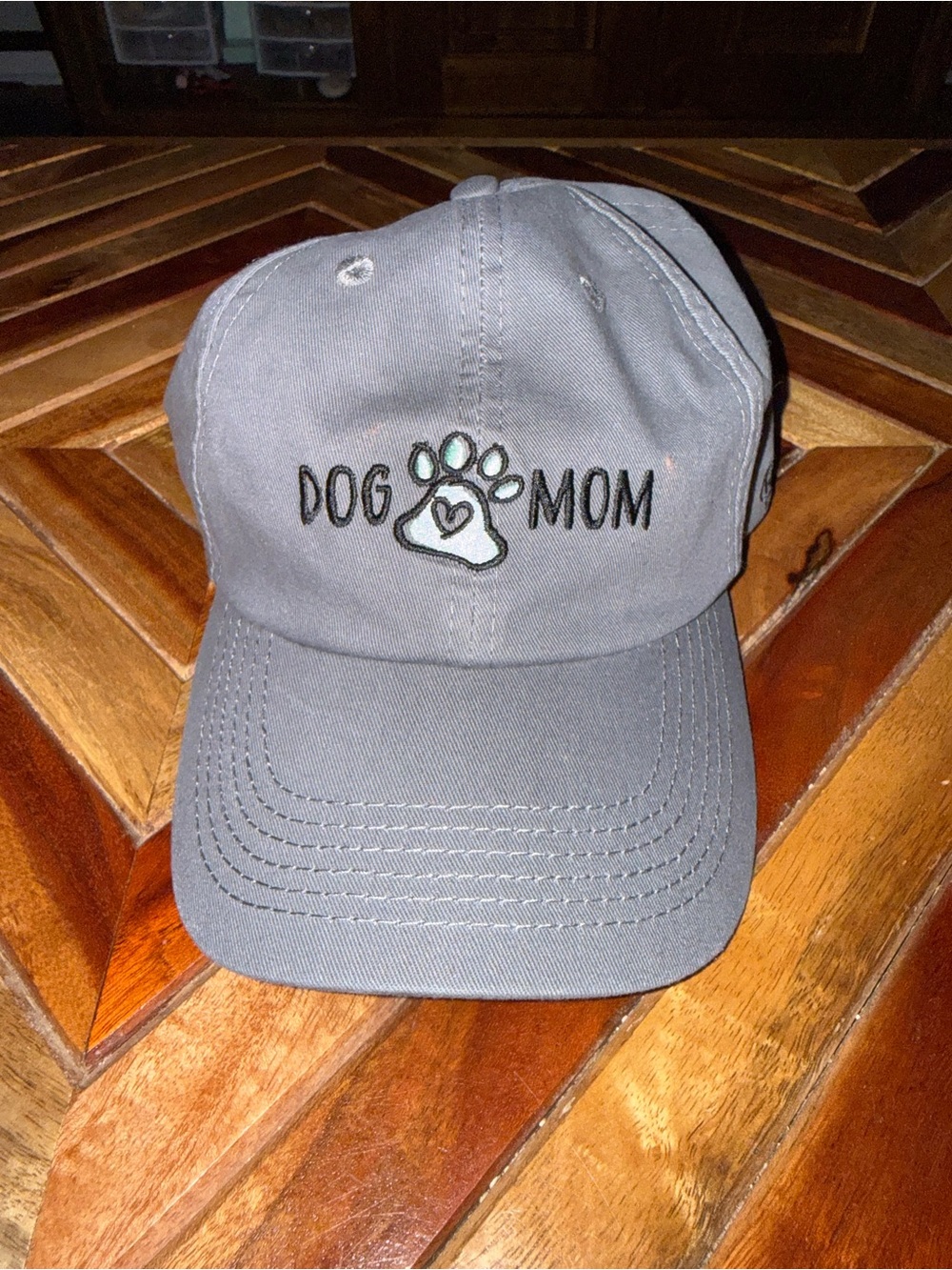 🥳 5 for $25 BUNDLE Open Road Brands Gray Dog Mom Paw Embroidered Cap